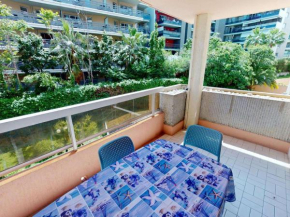 Studio avec Terrasse, Piscine, Proche Plages et Commodités - FR-1-196-355